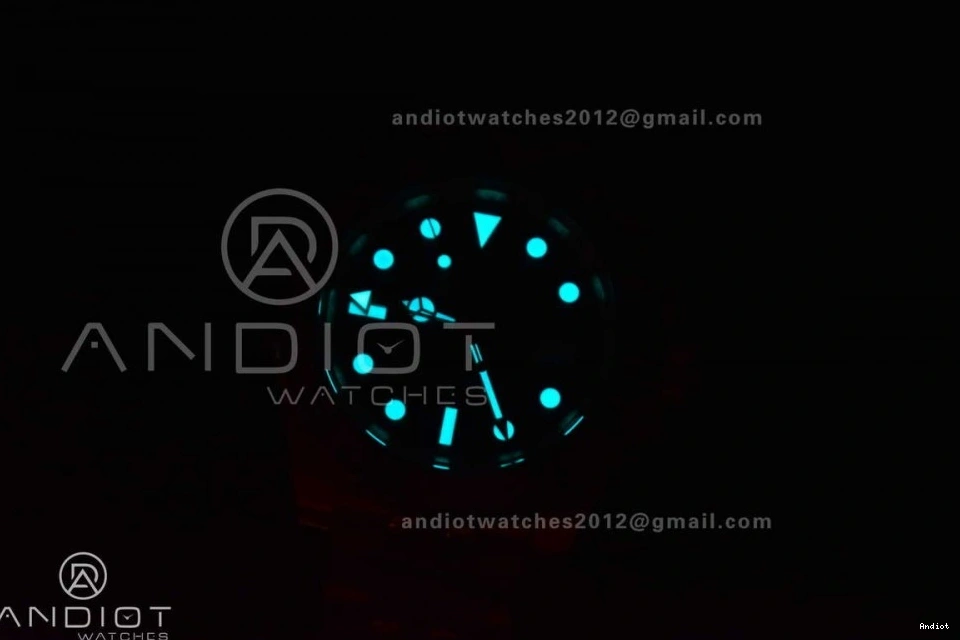 Weight VR3285 on Edition YG 1:1 II GRNR GMT Gain Bracelet Black Master CHS Dial Best Gold Jubilee 126718 Factory 0513